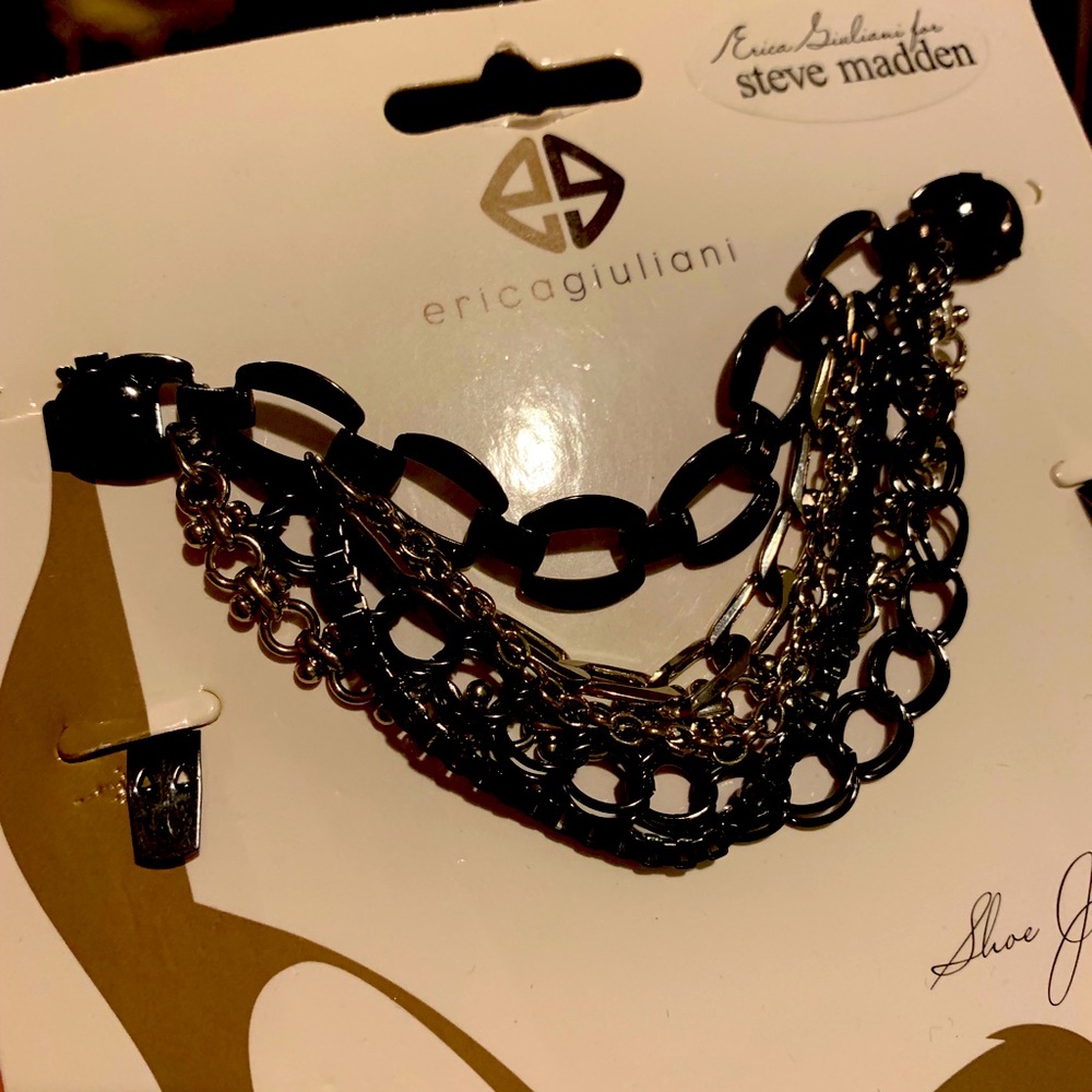 Show jewelry NWT